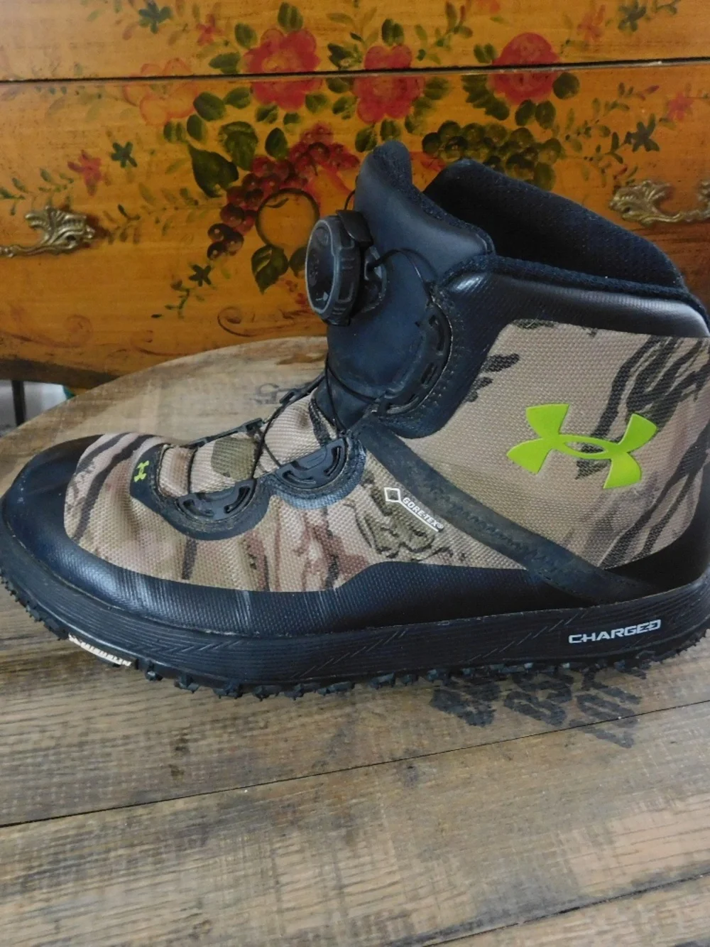 Under Armour Camo BOA Gore Tex boots Michelin Fat Tire Ridge Reaper Barren 11.5